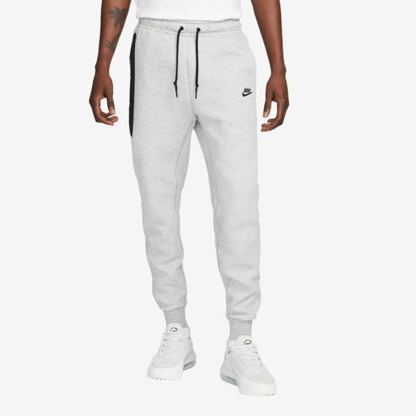 Tech Fleece Jogger Lichtgrijs